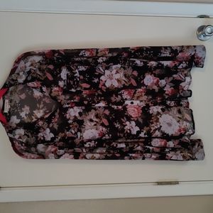 Eden and Olivia 1x blouse, floral, chiffon-like, gauzy.
